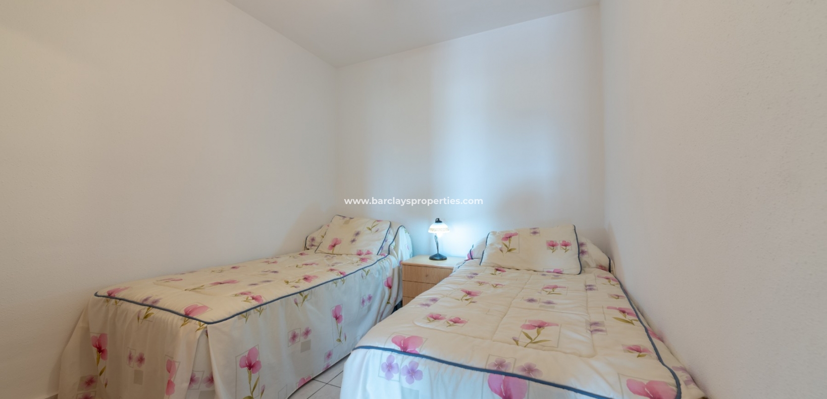 Wederverkoop - Rijhuis - Urb. La Marina