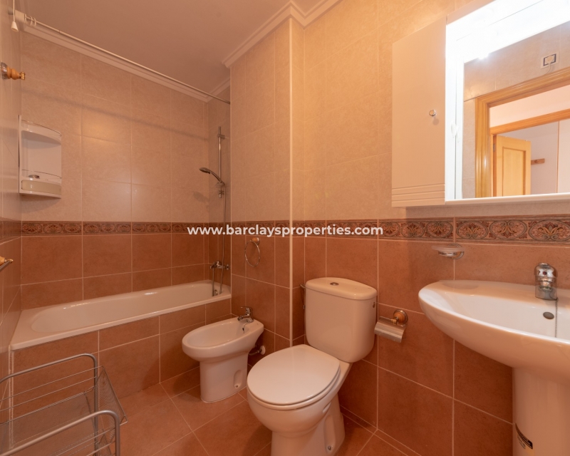 Wederverkoop - Rijhuis - Urb. La Marina