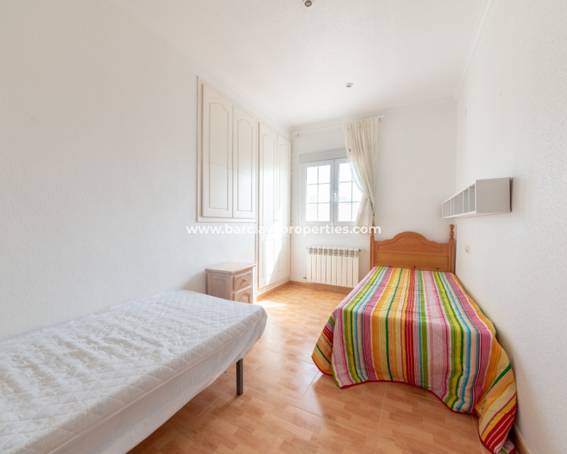 Wederverkoop - Rijhuis - Urb. La Marina