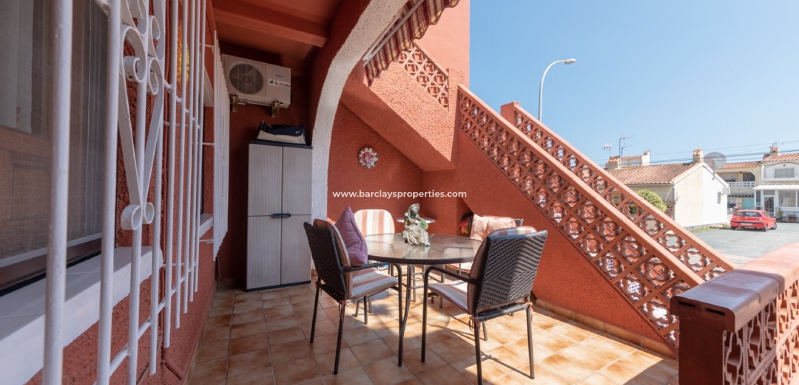 Wederverkoop - Rijhuis - Urb. La Marina