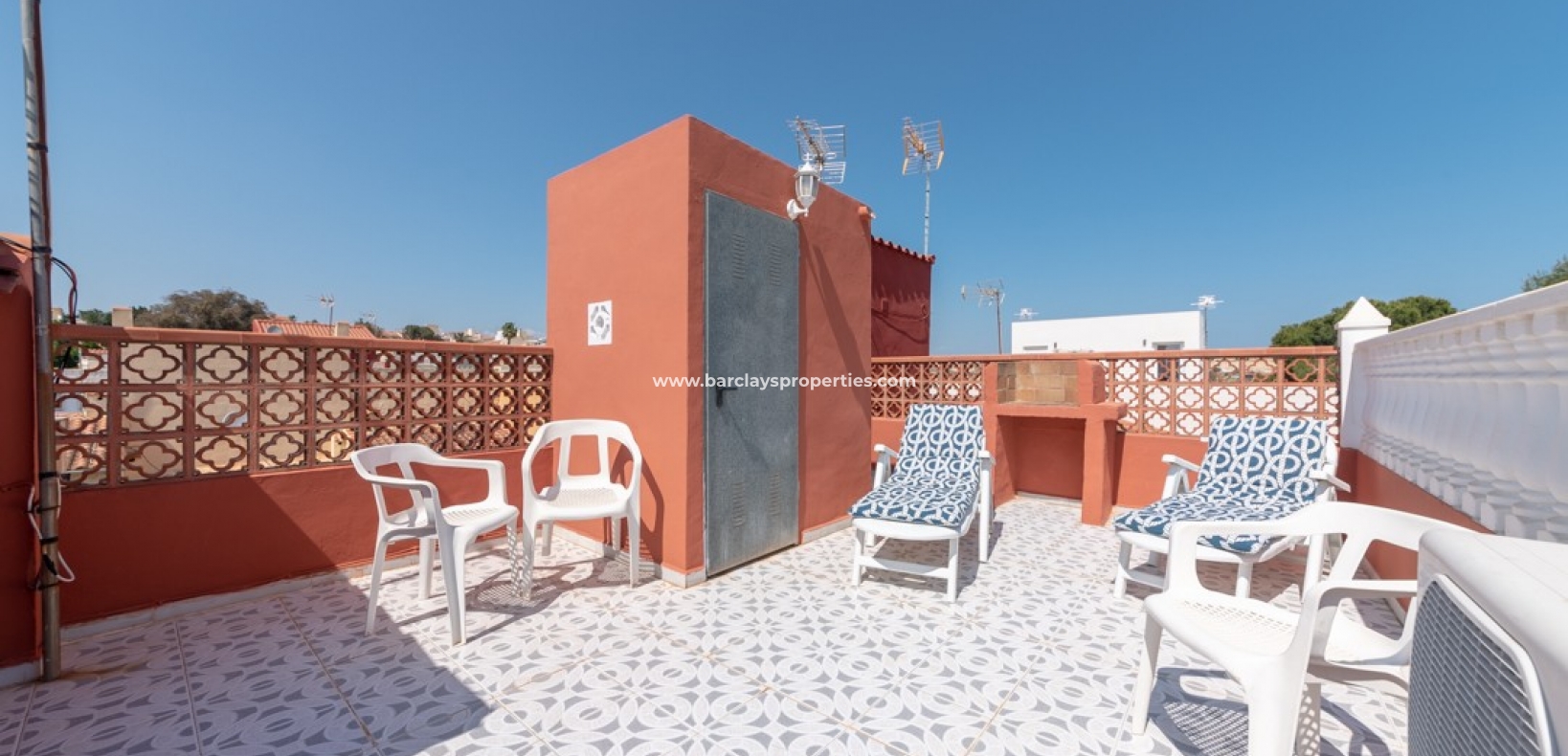 Wederverkoop - Rijhuis - Urb. La Marina