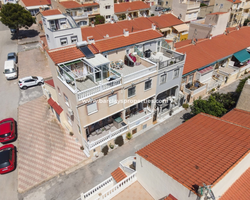 Wederverkoop - Rijhuis - Urb. La Marina