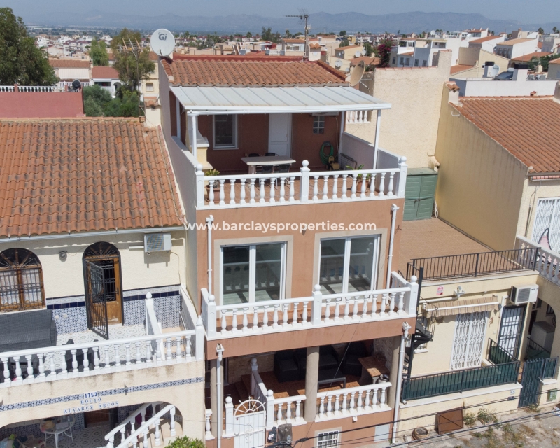 Wederverkoop - Rijhuis - Urb. La Marina