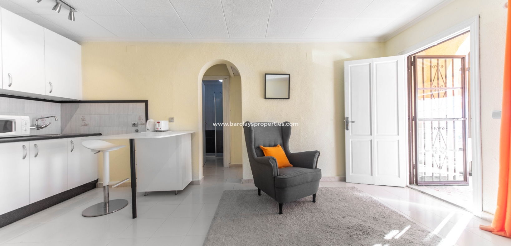 Wederverkoop - Rijhuis - Urb. La Marina