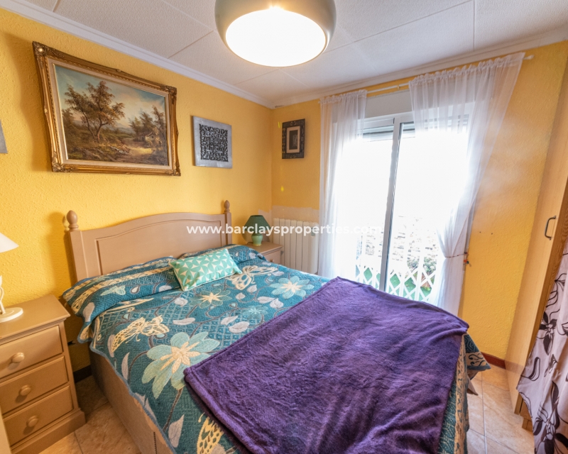 Wederverkoop - Rijhuis - Urb. La Marina