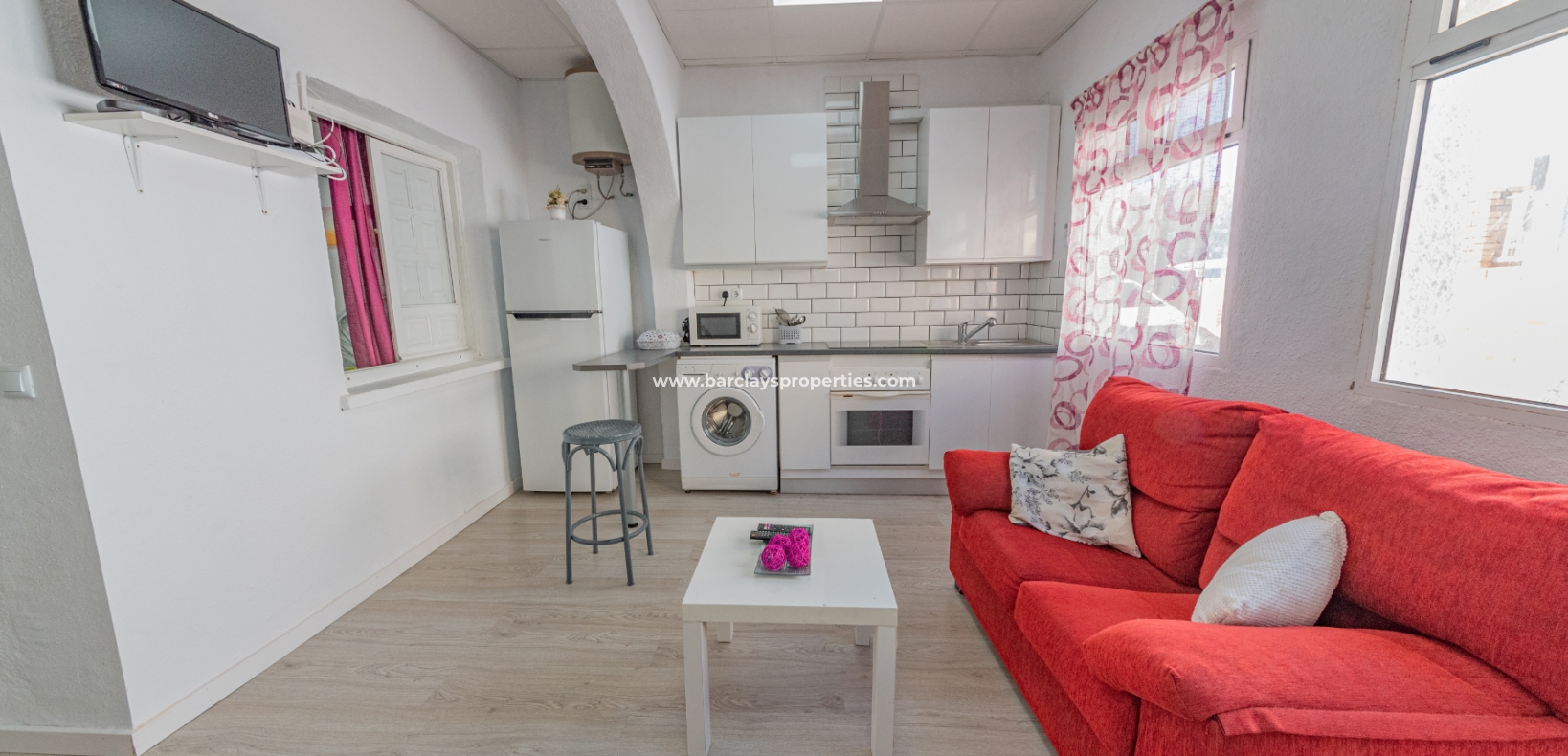 Wederverkoop - Rijhuis - Urb. La Marina