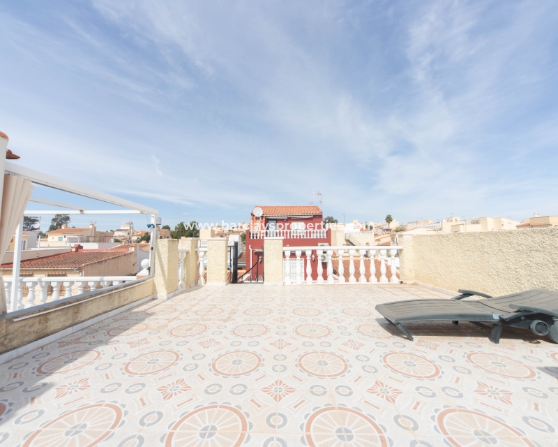 Wederverkoop - Rijhuis - Urb. La Marina