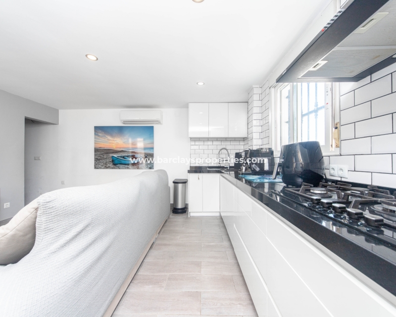 Wederverkoop - Rijhuis - Urb. La Marina