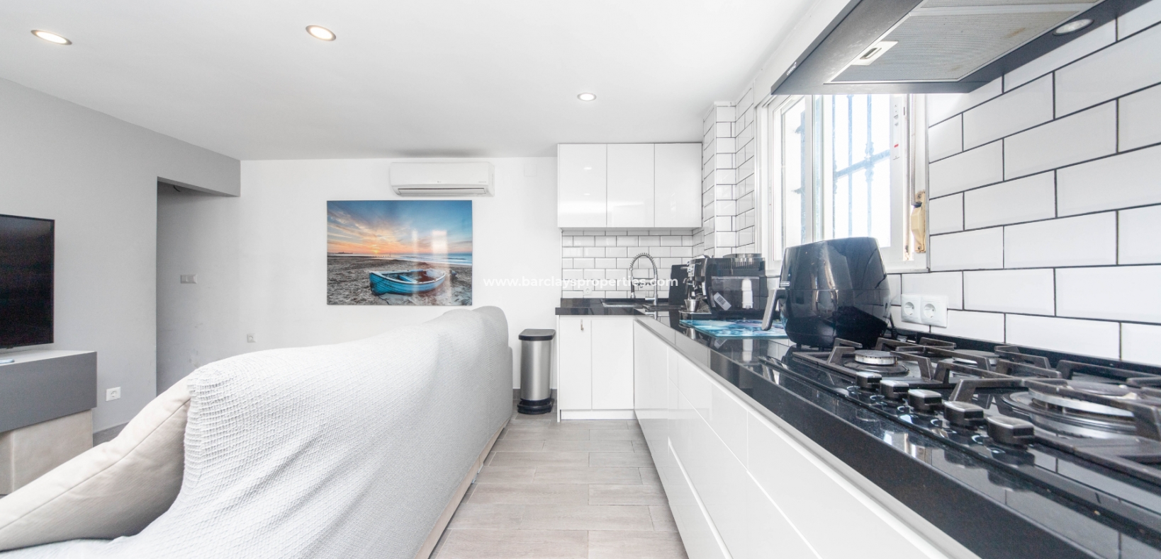 Wederverkoop - Rijhuis - Urb. La Marina