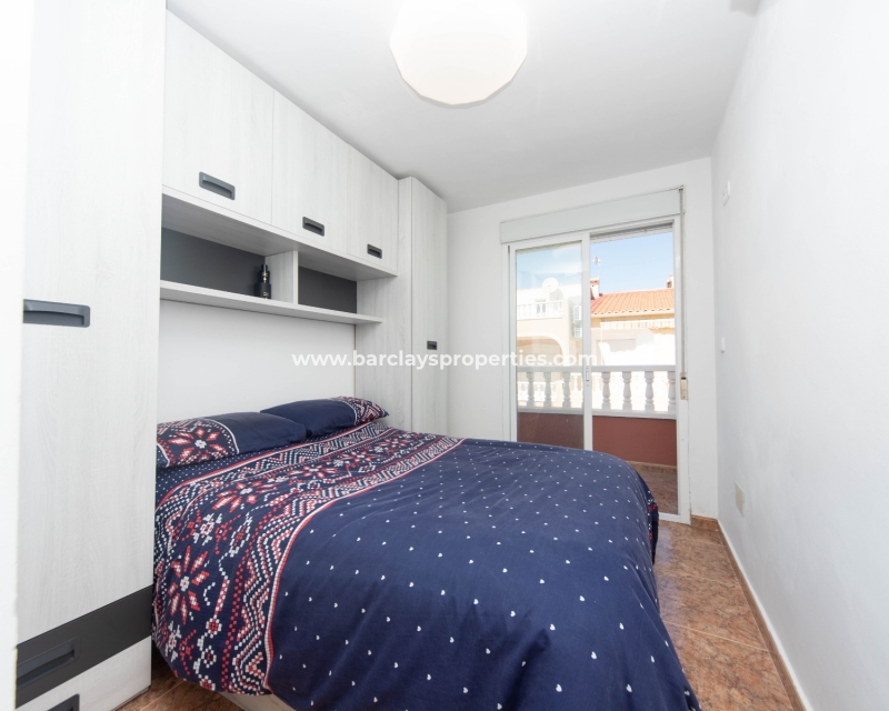 Wederverkoop - Rijhuis - Urb. La Marina