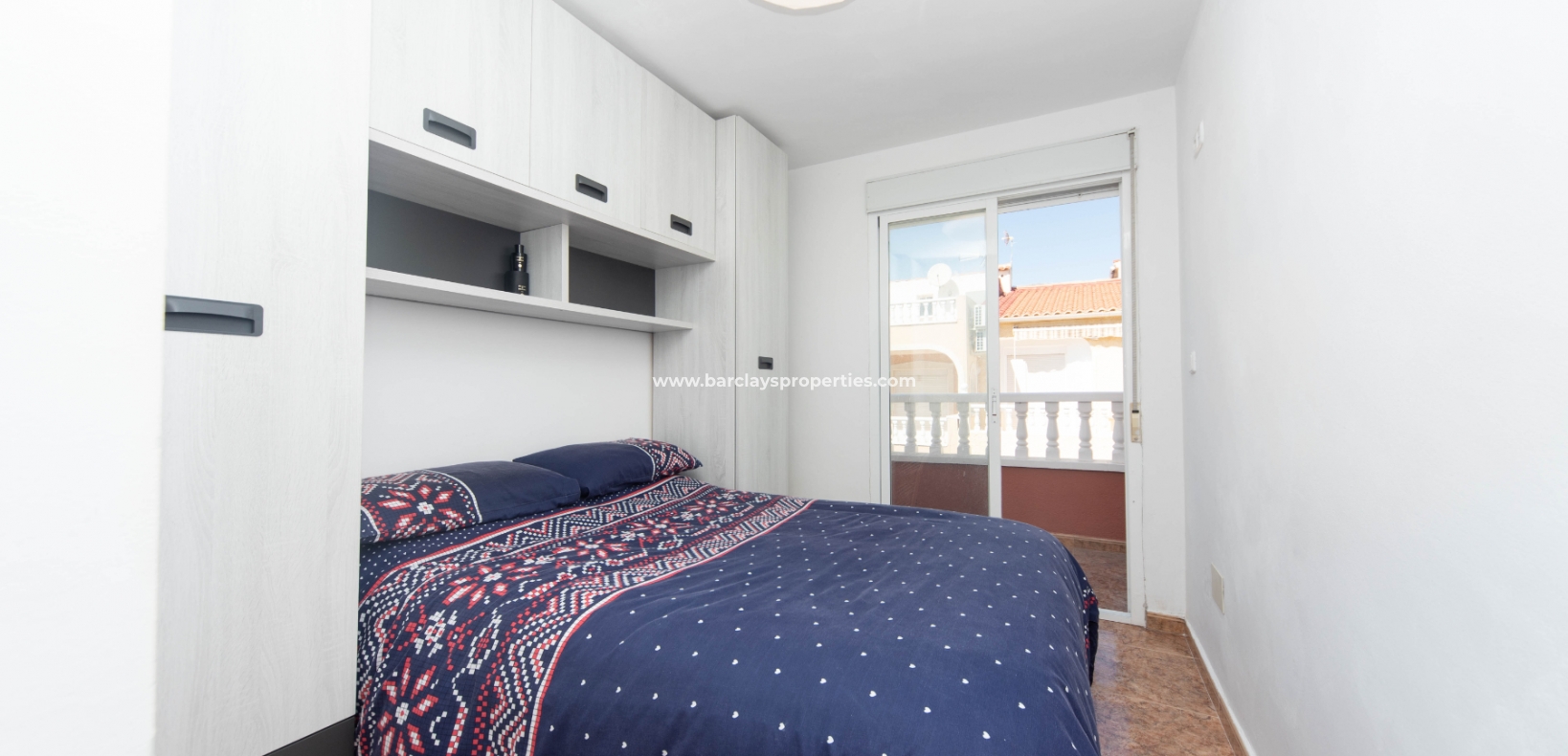 Wederverkoop - Rijhuis - Urb. La Marina