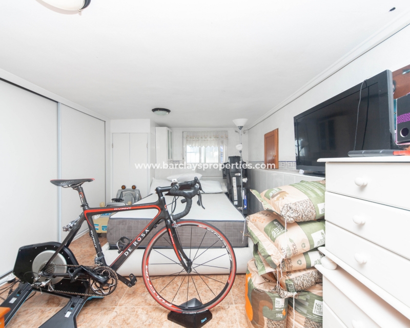 Wederverkoop - Rijhuis - Urb. La Marina