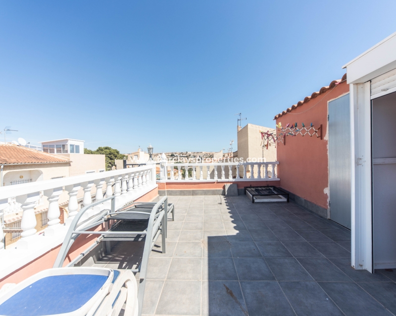 Wederverkoop - Rijhuis - Urb. La Marina