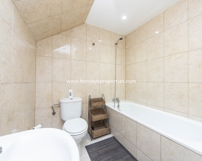 Wederverkoop - Rijhuis - Urb. La Marina