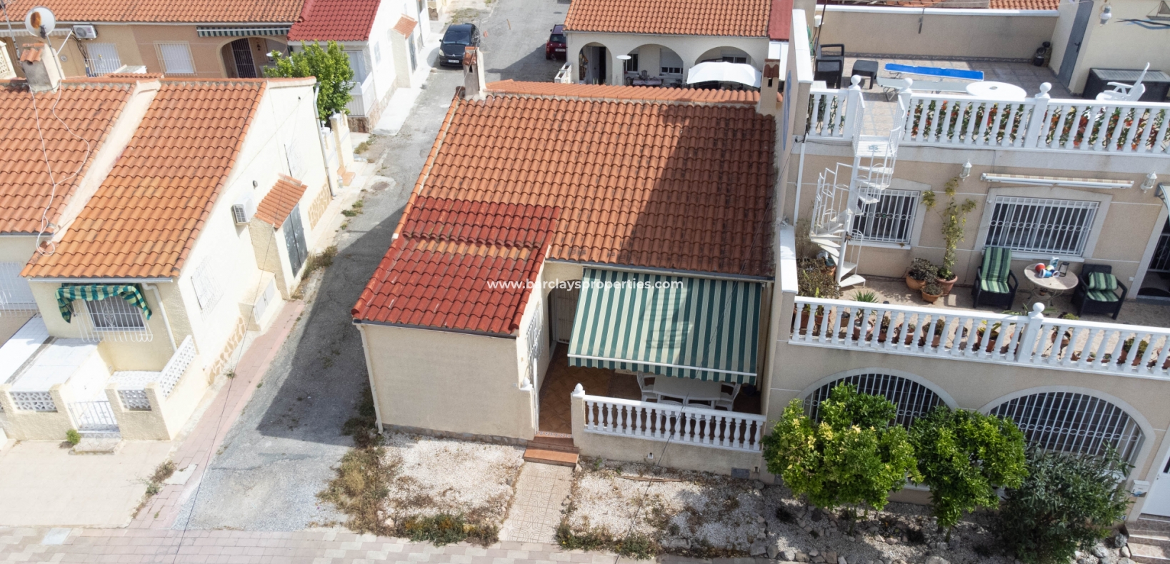 Wederverkoop - Rijhuis - Urb. La Marina