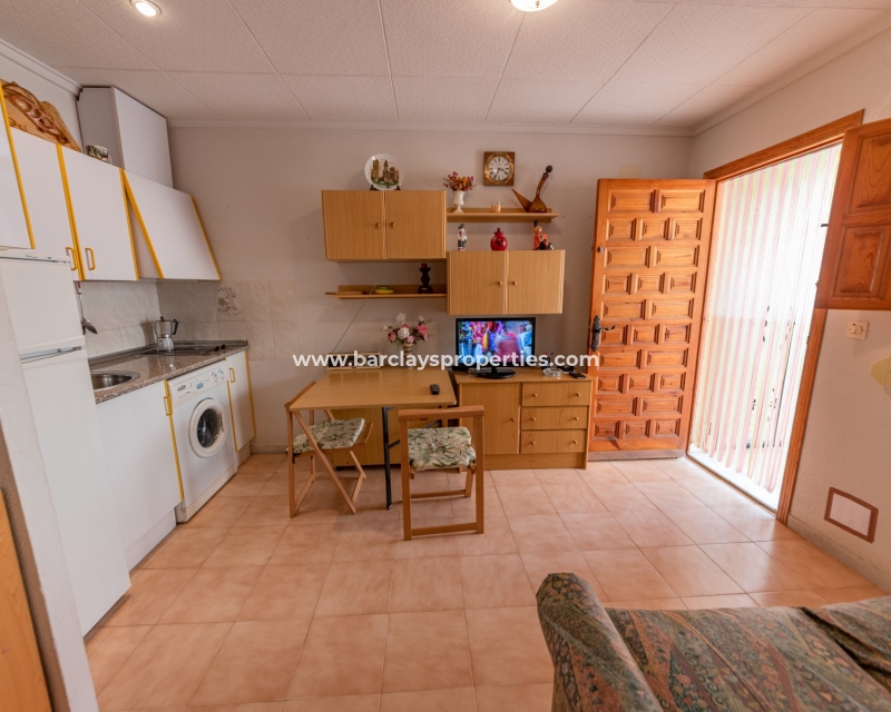 Wederverkoop - Rijhuis - Urb. La Marina