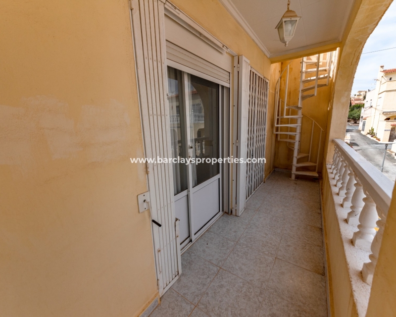 Wederverkoop - Rijhuis - Urb. La Marina