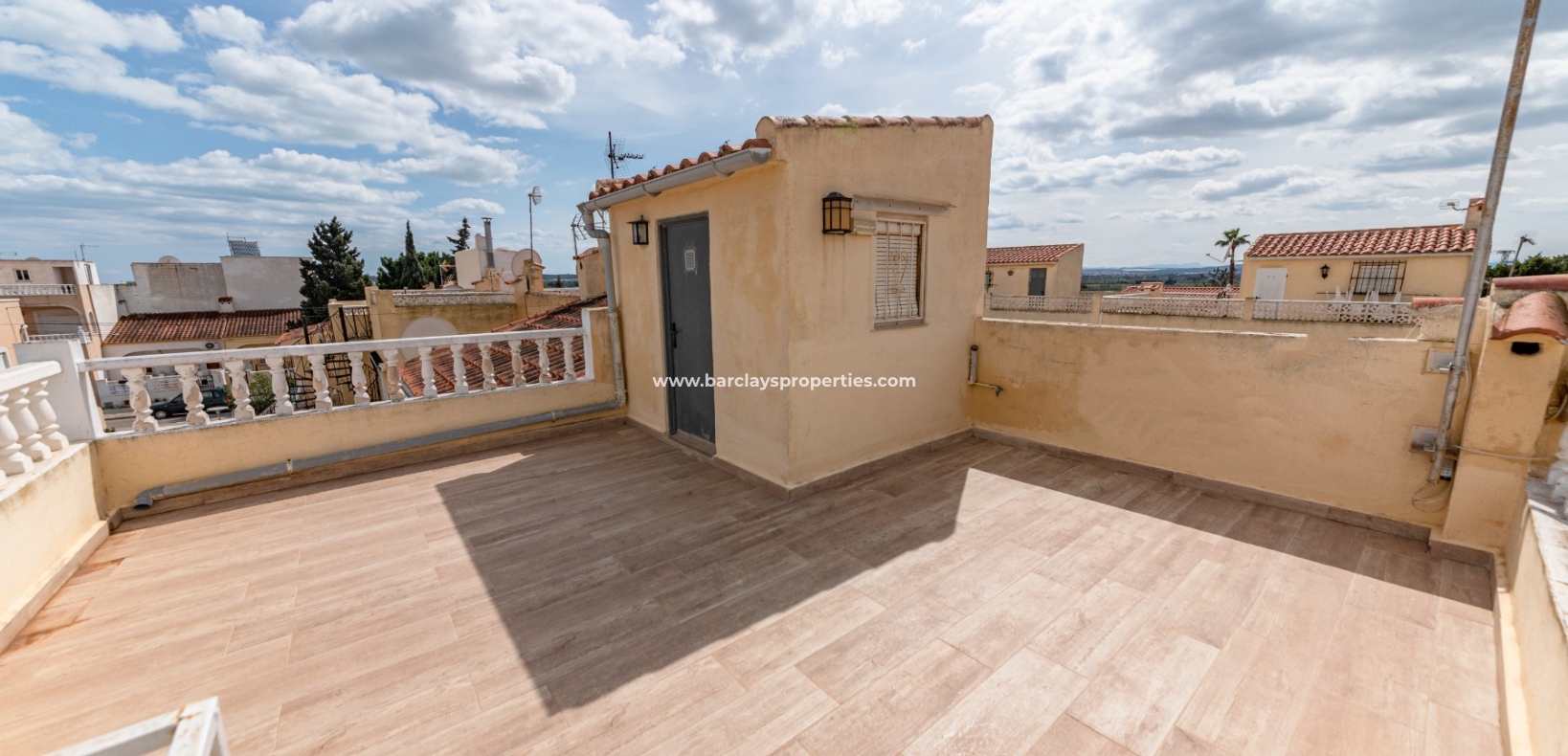 Wederverkoop - Rijhuis - Urb. La Marina