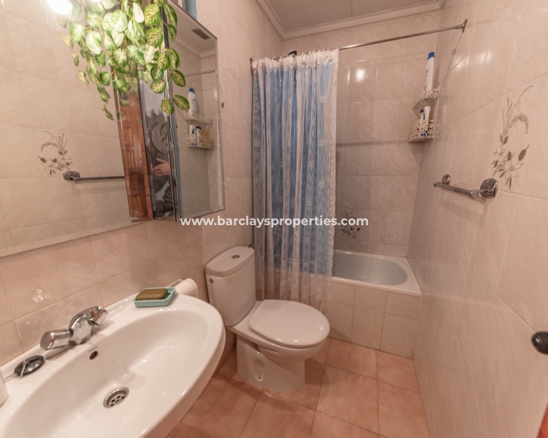 Wederverkoop - Rijhuis - Urb. La Marina