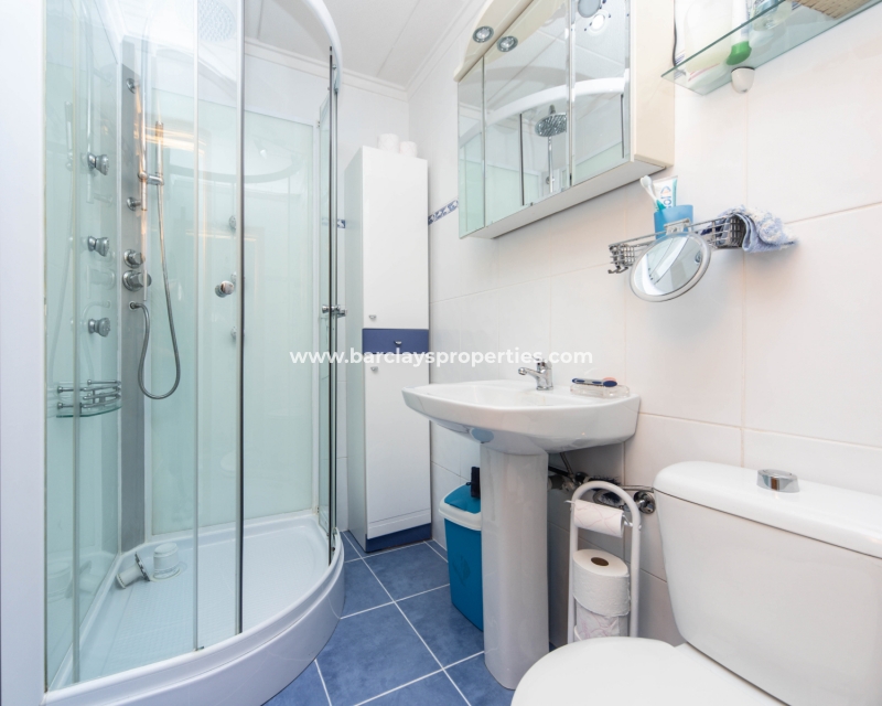 Wederverkoop - Rijhuis - Urb. La Marina