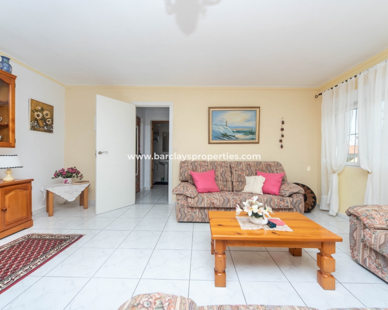 Wederverkoop - Rijhuis - Urb. La Marina