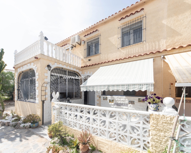 Wederverkoop - Rijhuis - Urb. La Marina