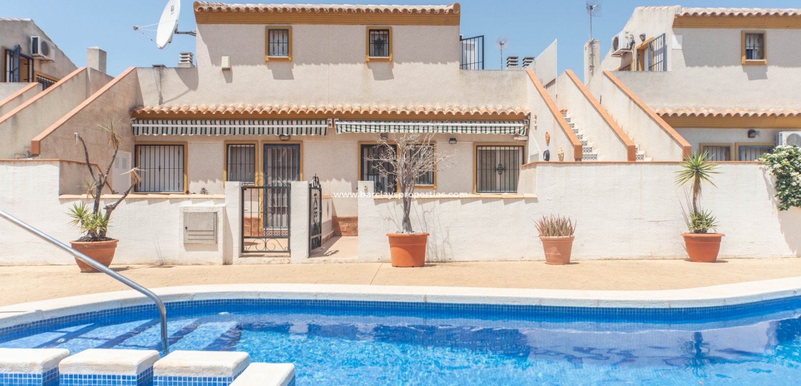 Wederverkoop - Rijhuis - Urb. La Marina