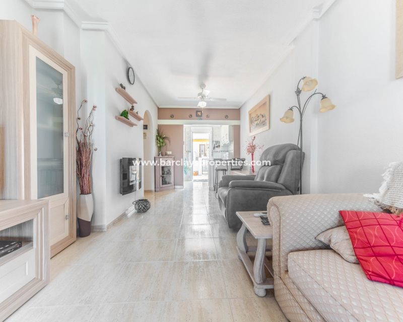 Wederverkoop - Rijhuis - Urb. La Marina