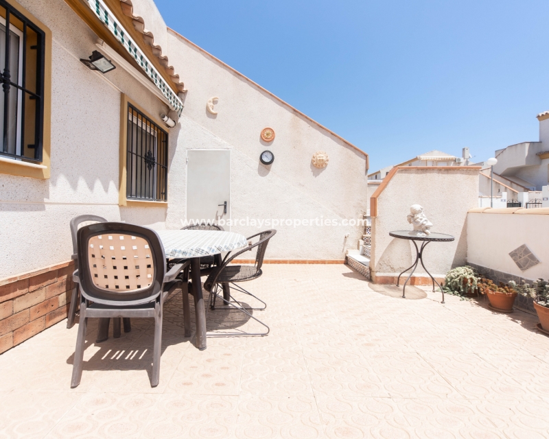 Wederverkoop - Rijhuis - Urb. La Marina