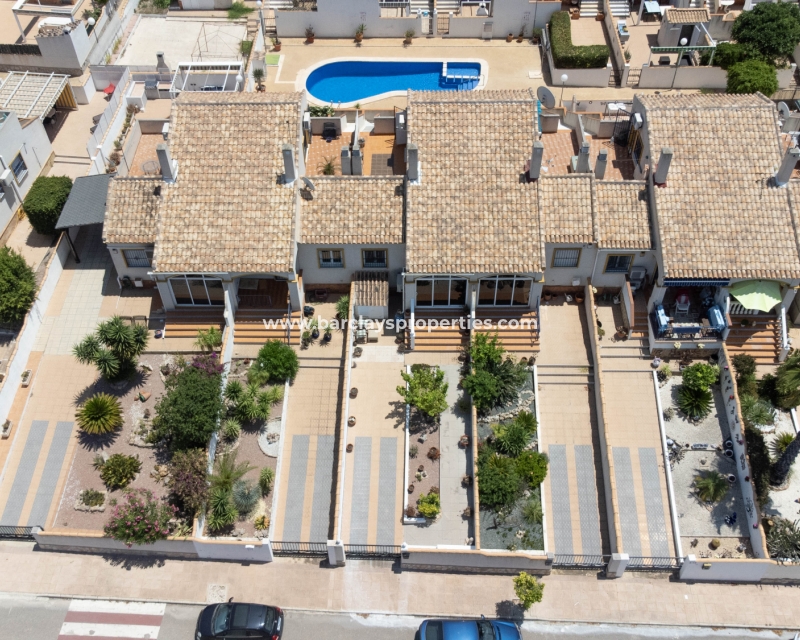 Wederverkoop - Rijhuis - Urb. La Marina