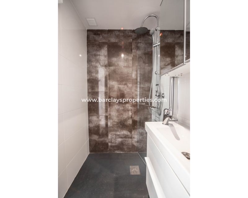 Wederverkoop - Rijhuis - Urb. La Marina