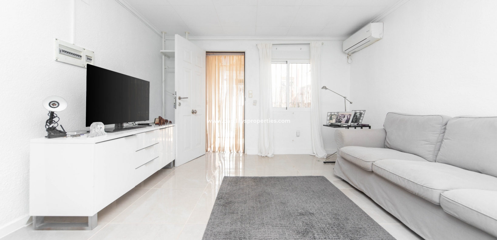 Wederverkoop - Rijhuis - Urb. La Marina