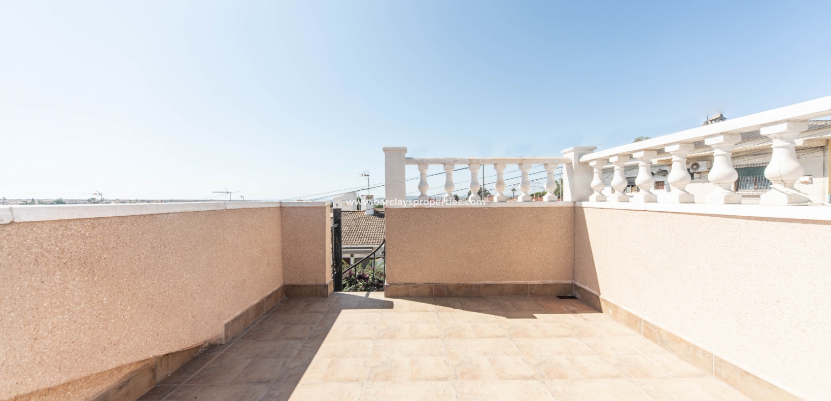 Wederverkoop - Rijhuis - Urb. La Marina