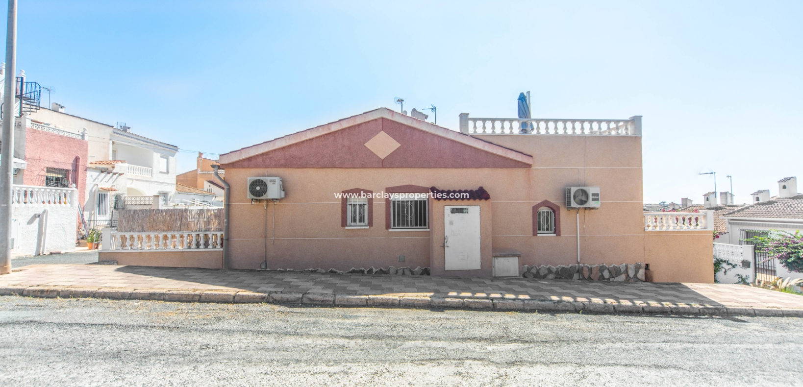 Wederverkoop - Rijhuis - Urb. La Marina