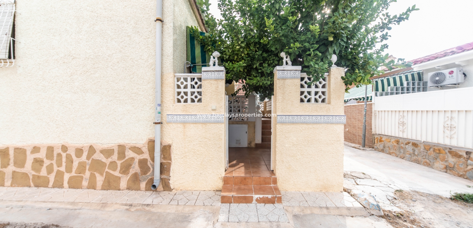 Wederverkoop - Rijhuis - Urb. La Marina