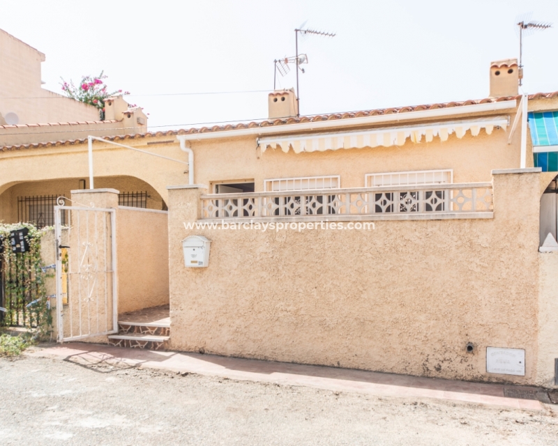 Wederverkoop - Rijhuis - Urb. La Marina