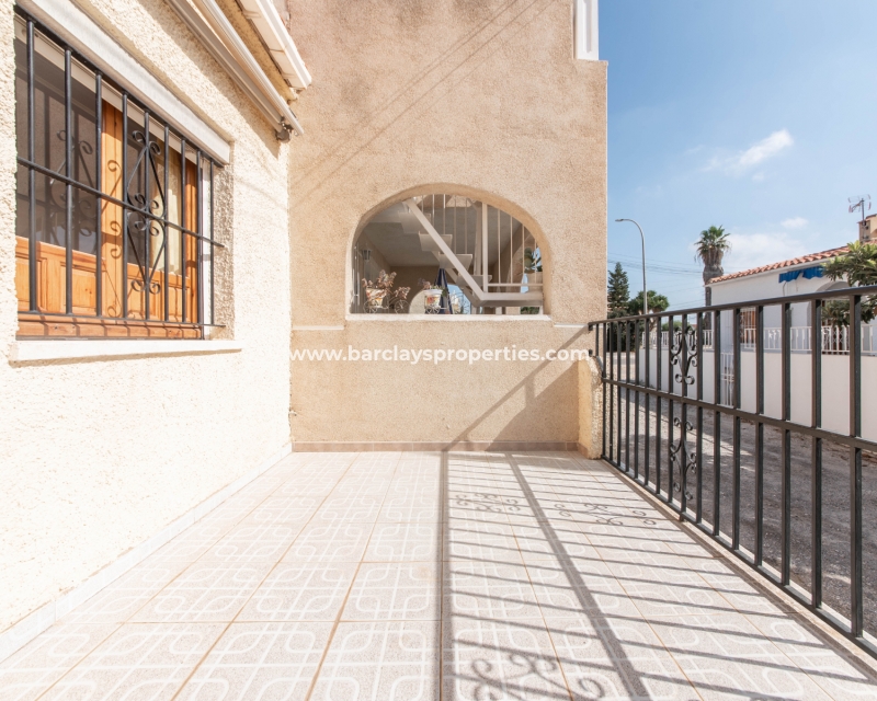 Wederverkoop - Rijhuis - Urb. La Marina