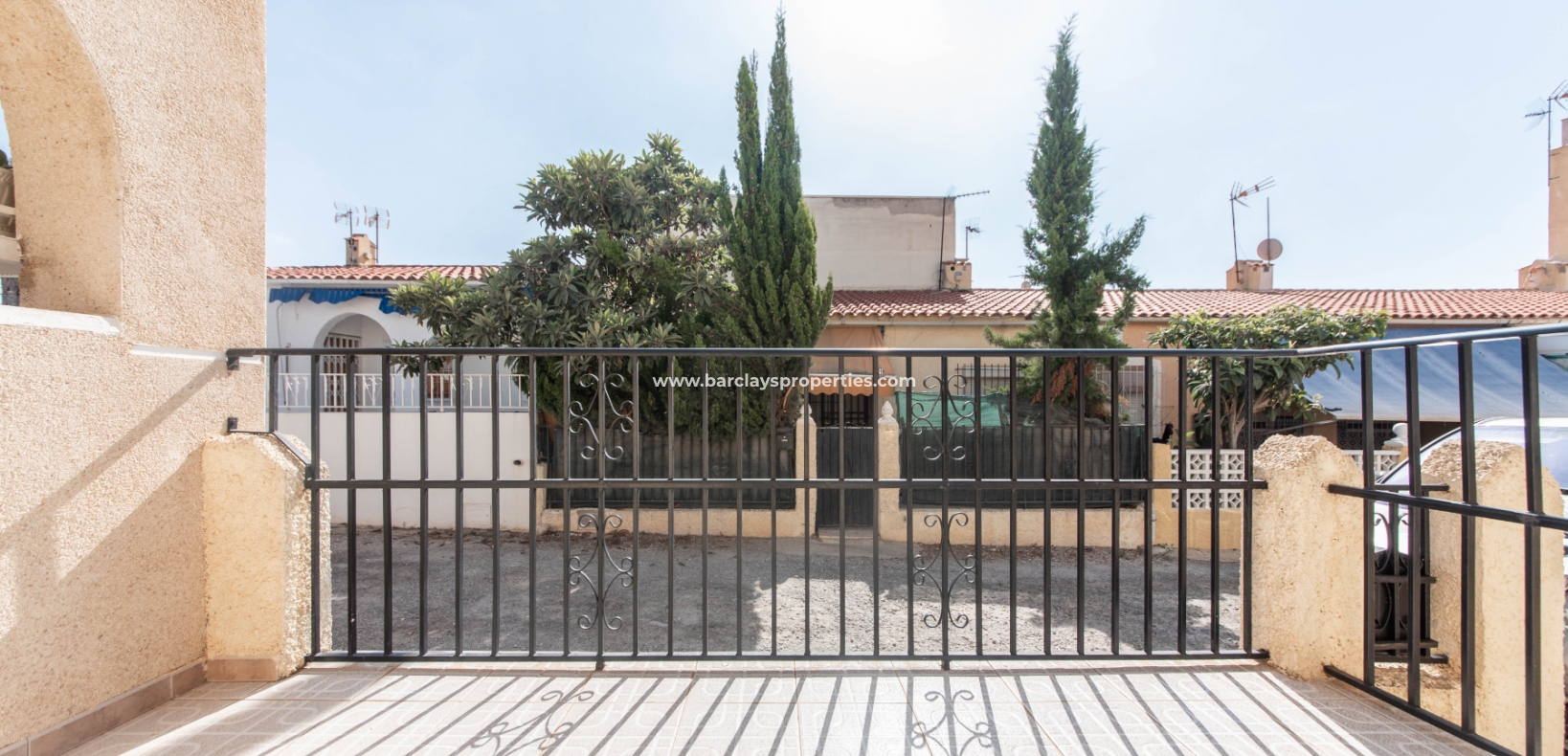 Wederverkoop - Rijhuis - Urb. La Marina