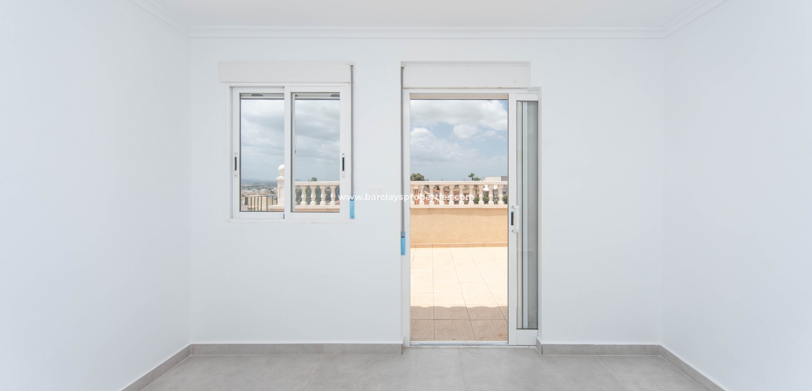 Wederverkoop - Rijhuis - Urb. La Marina