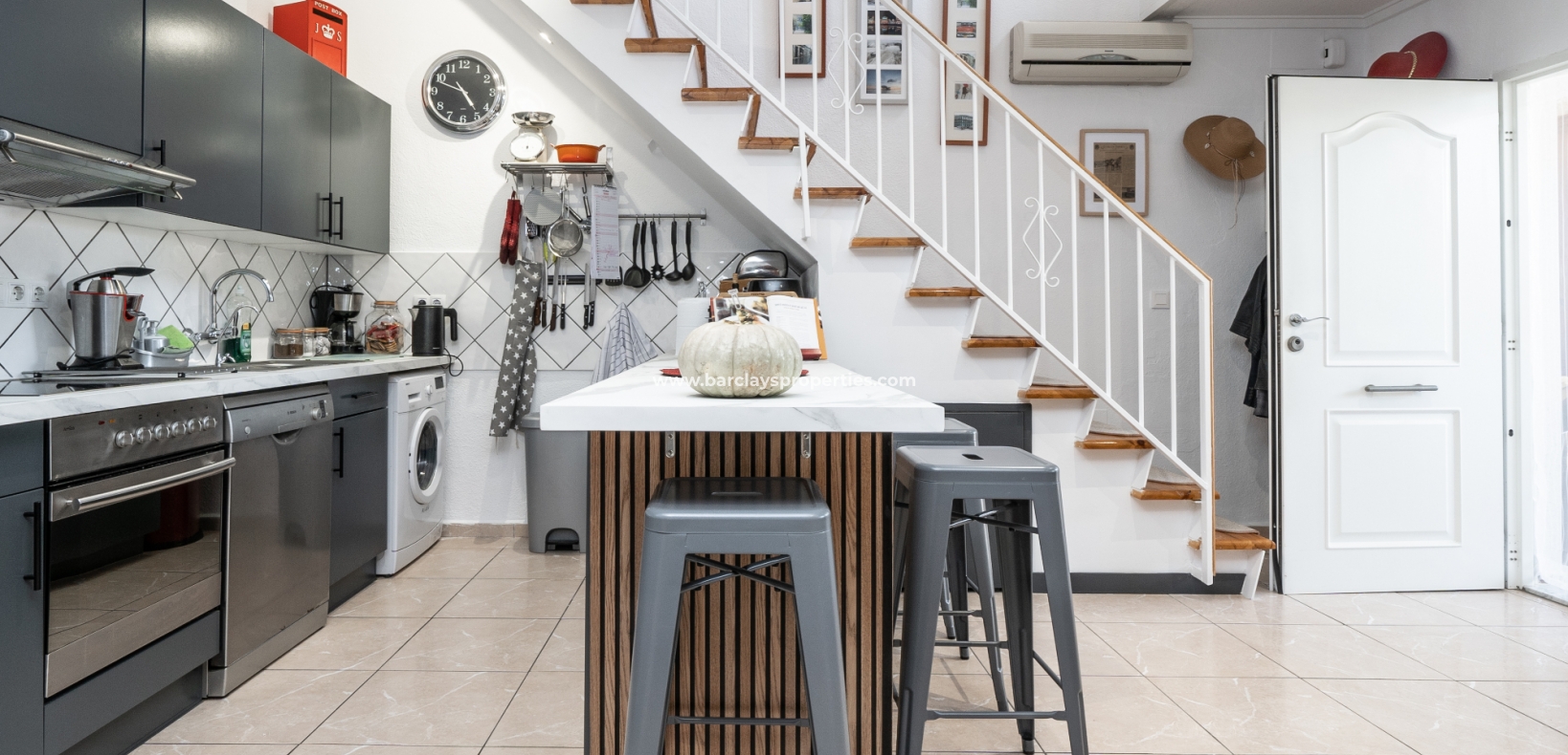 Wederverkoop - Rijhuis - Urb. La Marina