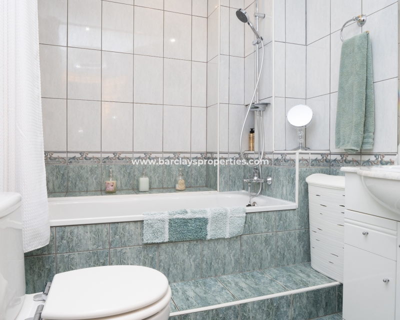 Wederverkoop - Rijhuis - Urb. La Marina