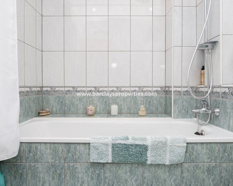 Wederverkoop - Rijhuis - Urb. La Marina