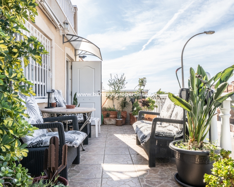 Wederverkoop - Rijhuis - Urb. La Marina