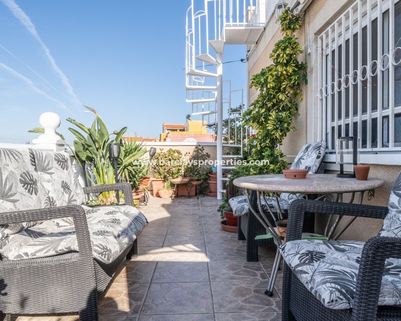 Wederverkoop - Rijhuis - Urb. La Marina