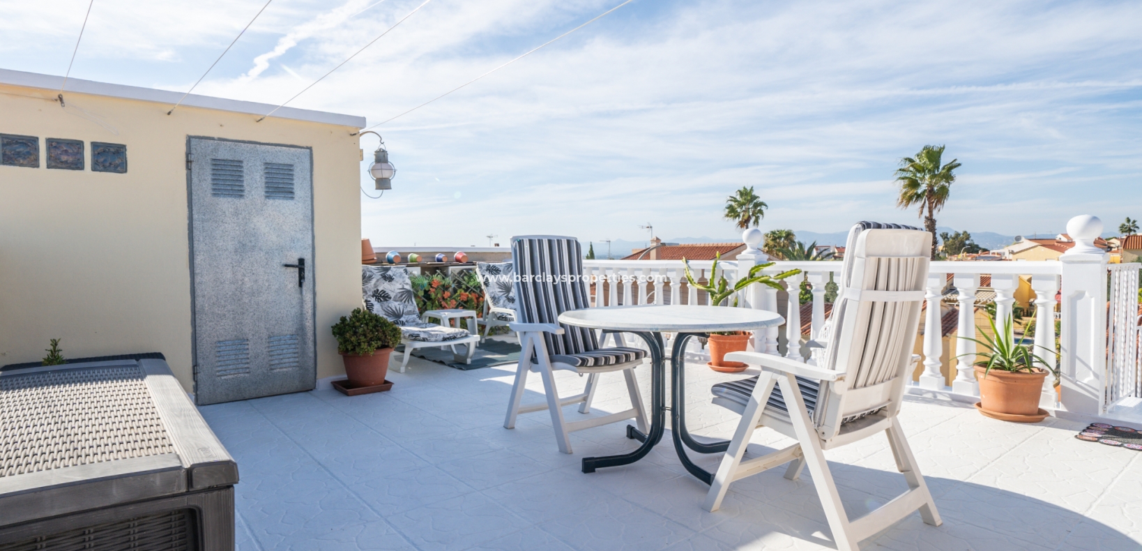 Wederverkoop - Rijhuis - Urb. La Marina