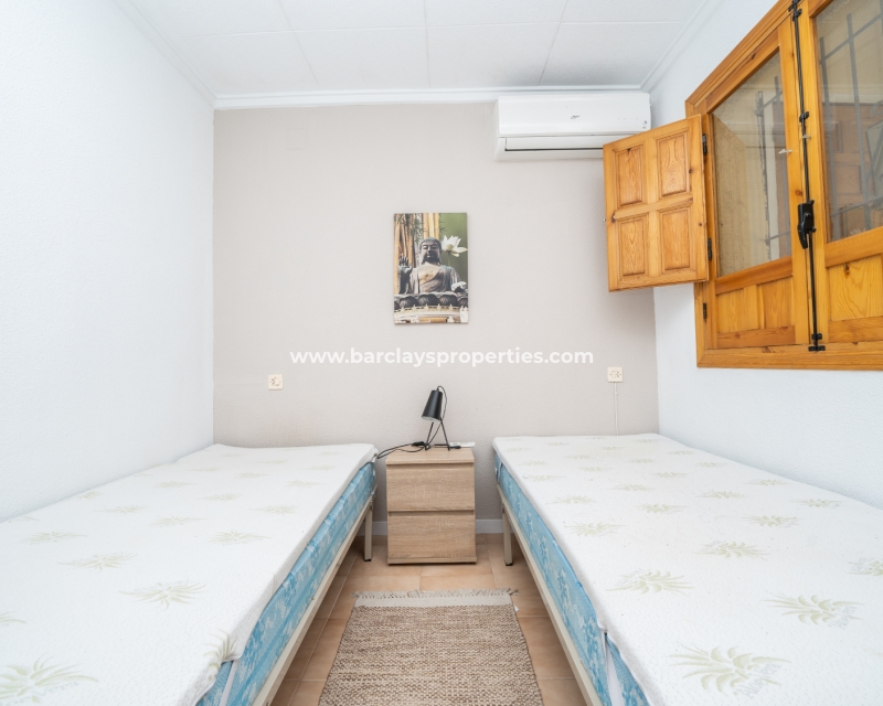 Wederverkoop - Rijhuis - Urb. La Marina