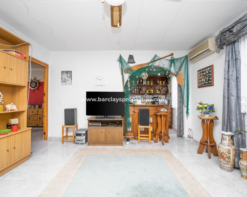 Wederverkoop - Rijhuis - Urb. La Marina