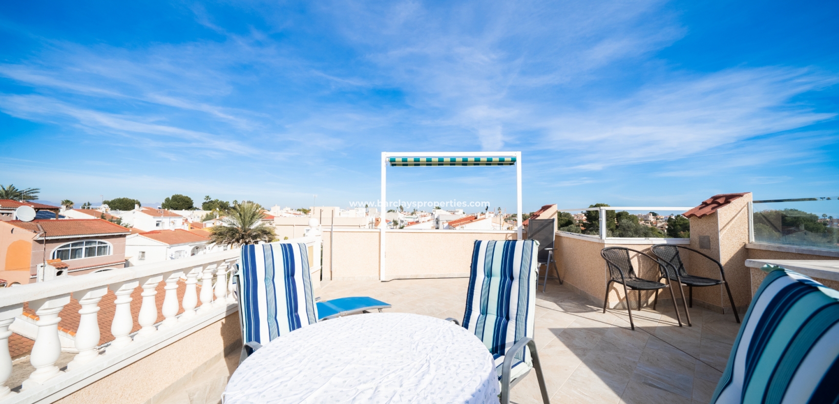 Wederverkoop - Rijhuis - Urb. La Marina