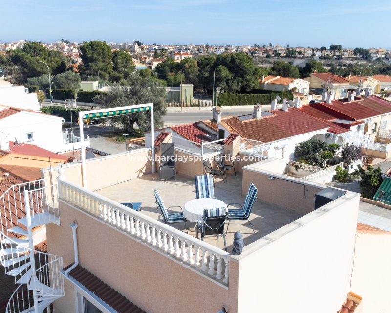 Wederverkoop - Rijhuis - Urb. La Marina