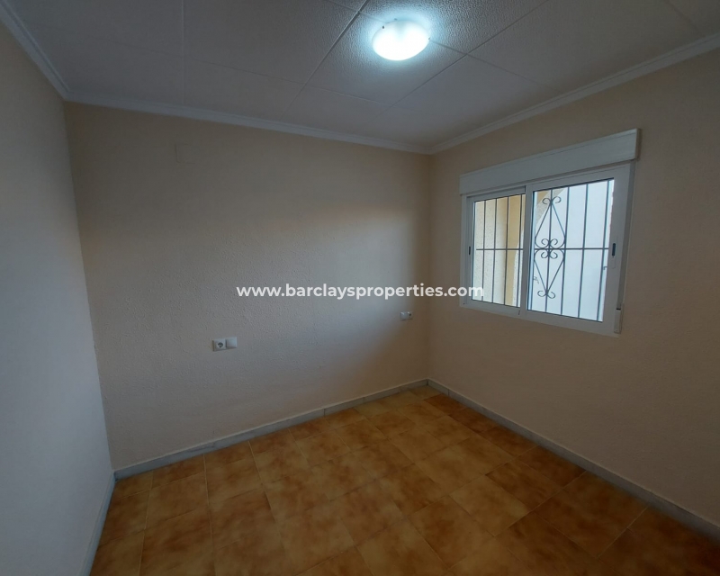 Wederverkoop - Rijhuis - Urb. La Marina